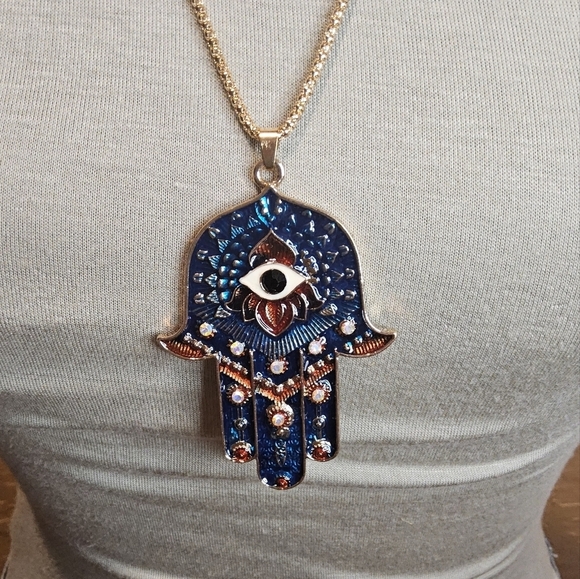 no name Jewelry - NWT HAMSA EVIL EYE HEALING HAND RHINESTONE STATEMENT PENDANT